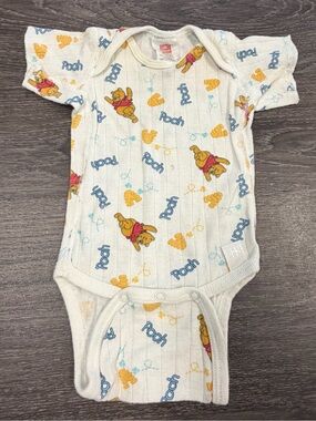 Hanes Baby Onesie in Cream with Yellow & Red Winnie the Pooh Print